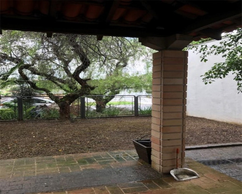 Imagem 1 de 15 de Casa Para Venda Residencial 9 - 1356 - 67735060