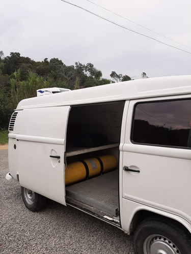 Volkswagen Kombi 2014 1.4 Standard Total Flex 3p