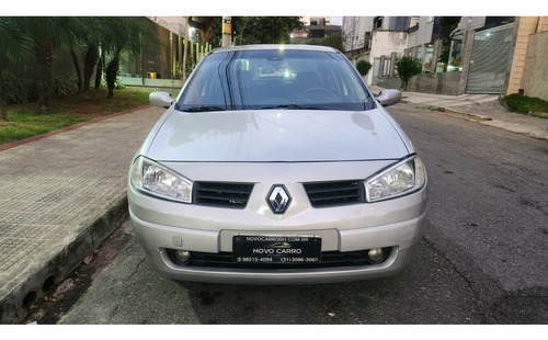 Renault Megane 2.0 DYNAMIQUE SEDAN 16V GASOLINA 4P AUTOMÁTICO