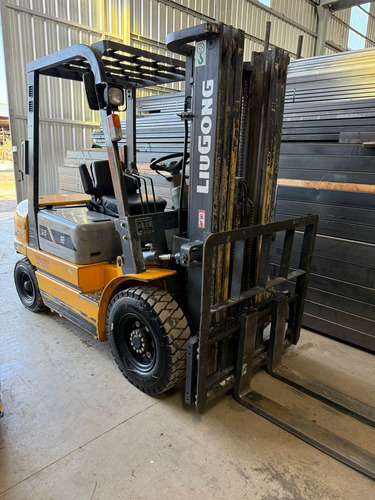 Autoelevador Liugong 2.500 Kg Año 2010
