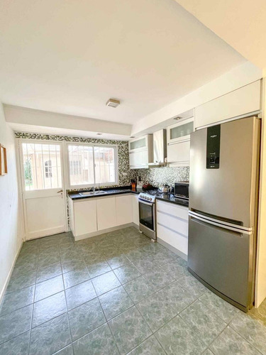 Casa En Venta En Pergamino Con Patio Y Cochera