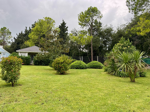 Venta De Terreno En Country San Facundo, La Plata.