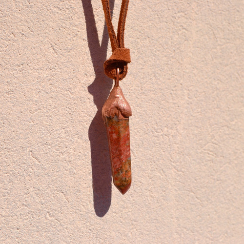 Imagen 7 de 8 de Colgante Pendulo Piedra Natural Unakita Con Cuero, Cod1