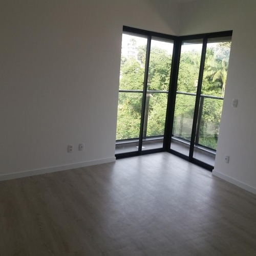 Imagem 9 de 12 de Apartamento No Saguaçú Com 2 Quartos Para Venda, 70 M² - Lg7283