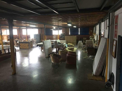 Edificio Comercial En Venta La Yaguara Mls #23-9006 Bm