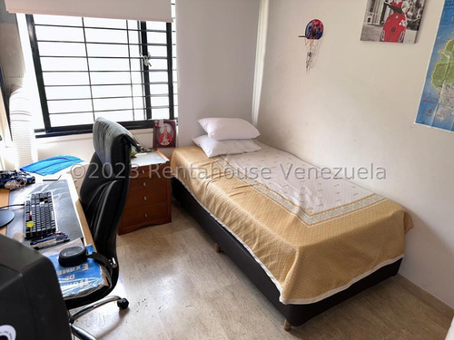 Ds Apartamento En Venta - La Alameda / 24-4461