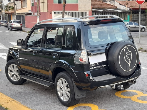 Imagem 2 de 15 de Mmc Pajero Tr 4 Gls 4x4 Automatica 2012 Perfeito Estado