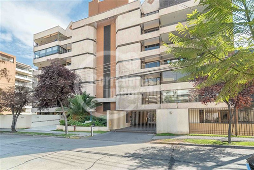 Departamento En Venta De 4 Dorm. En Las Condes