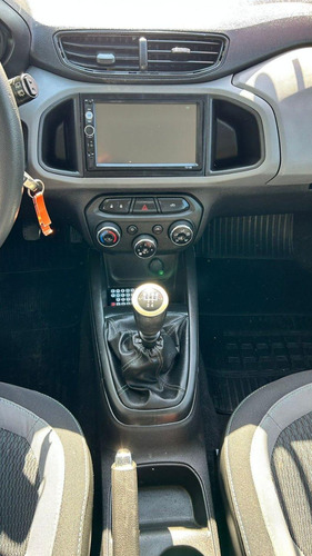 Chevrolet Onix 1.0MT LT