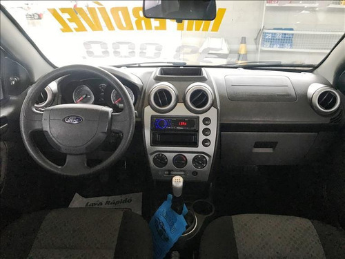 Imagem 6 de 10 de Ford Fiesta 1.6 Rocam Hatch 8v