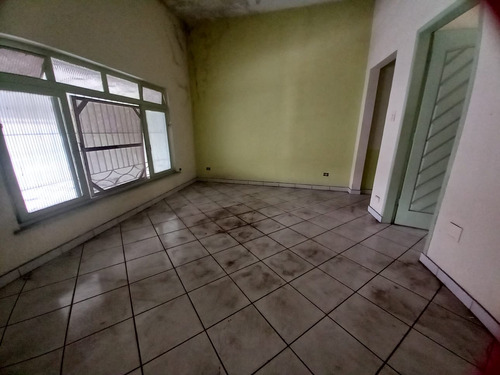 Casa Com 120 De Área Construída