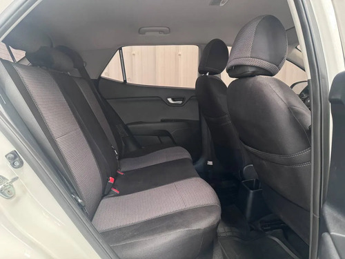 Kia Stonic VIBRANT HÍBRIDO 1.0 MT 6AB ABS 4X2