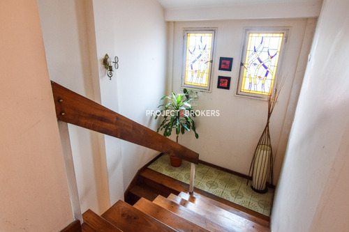 Preciosa Casa En Castelar