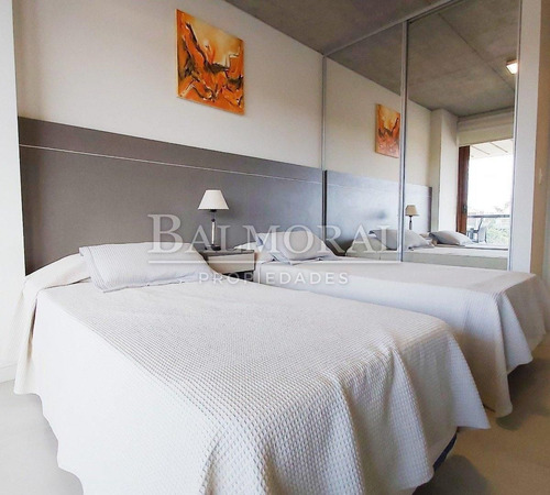 Imagen 10 de 24 de Departamento En Alquiler - Zona Centro Playa / Ref: 3008