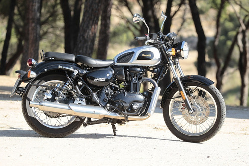 Imagen 2 de 15 de Benelli Imperiale 400