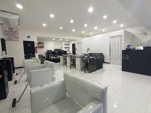 Local En Alquiler En Av Bolivar De Maracay Aragua 24-13917 Irrr
