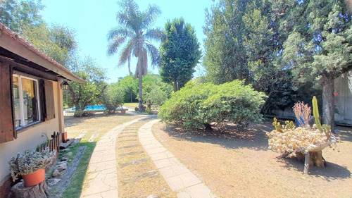 Venta Quinta 3 Ambientes La Reja Piscina Jardin