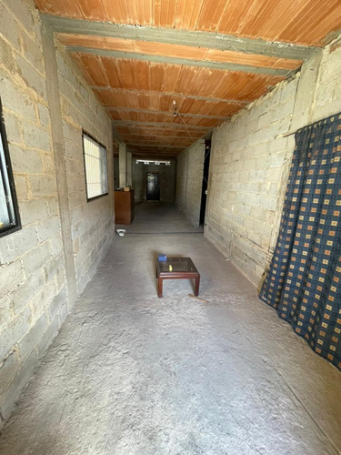 Imagen 4 de 5 de Casa Urb.sansur En Venta Sd / En Buenas Manos