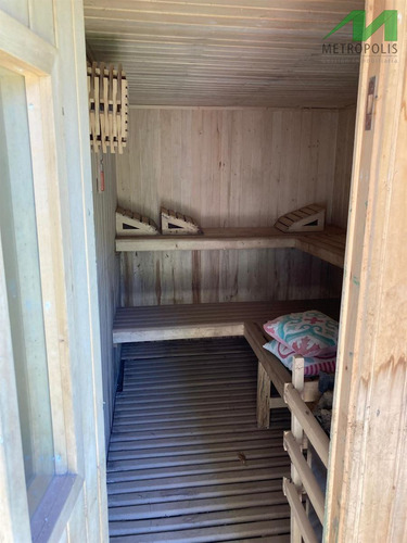 Casa En Venta De 9 Dorm. En Vichuquén