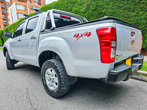 Chevrolet D-Max LS MT 2.5L 4X4 AA 2AB ABS DIESEL FE