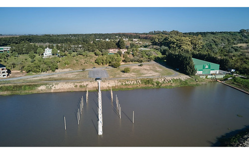 Lote Sobre El Rio