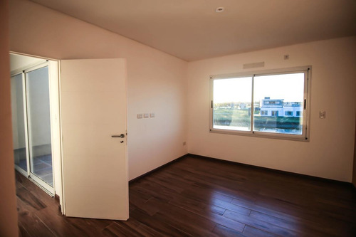 Imagen 7 de 17 de Casa - Canning (e. Echeverria)
