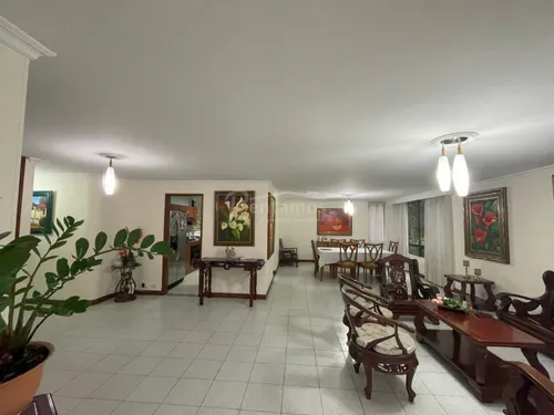 Apartamento En Venta En El Poblado. Cod V776057