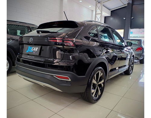 Volkswagen Nivus 1.0 200 TSI TOTAL FLEX HIGHLINE AUTOMÁTICO