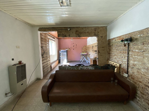 Imagen 9 de 11 de Casa En Venta De 2 Dormitorios En Berisso