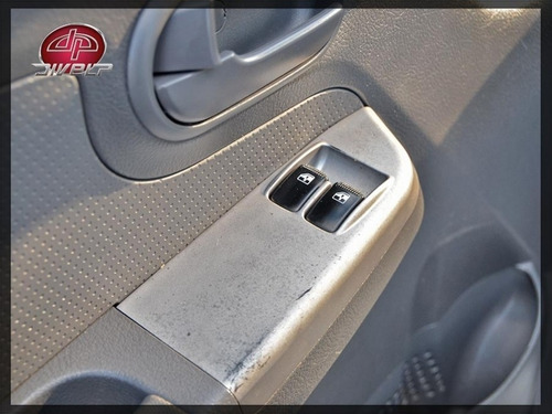 Imagem 11 de 15 de Caminhonete Kia Bongo K2500 Com Baú