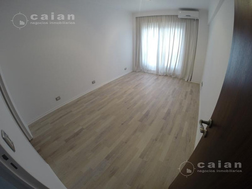 Imagen 6 de 15 de Venta - 2 Ambientes Y Medio - Cochera Fija Cubierta Y Baulera - Amenities - Vig. 24 Hs.