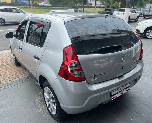 Renault Sandero 1.6 Expression Hi-torque 5p