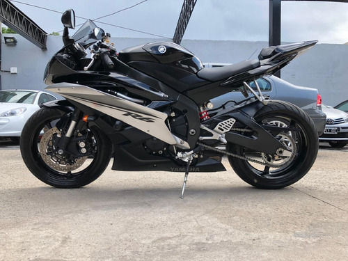Yamaha R6