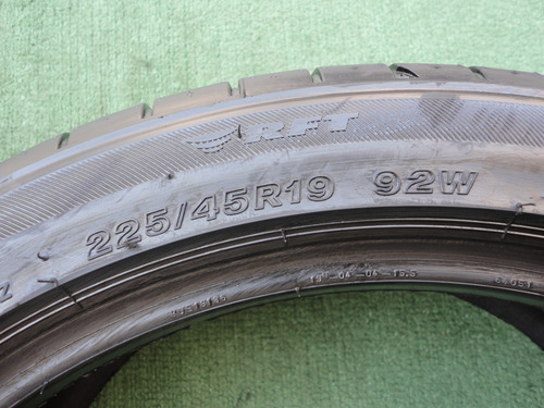 Llanta 225 45 19 Bridgetone Potenza S001 Run Flat Mf406 W (Usado)