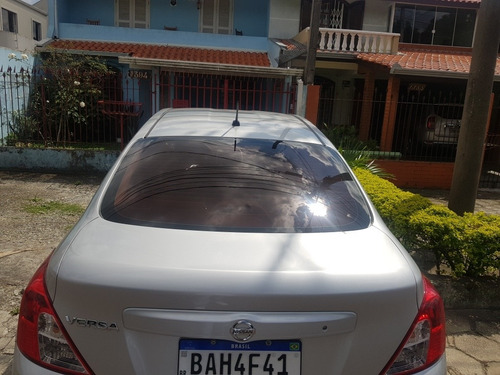 Imagem 5 de 9 de Nissan Versa 2016 1.0 12v S 4p