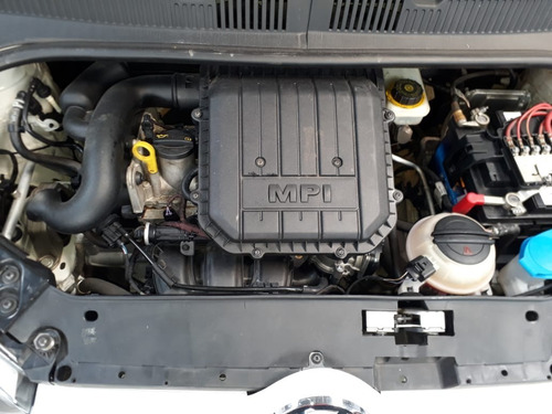Imagem 8 de 9 de Volkswagen Up!