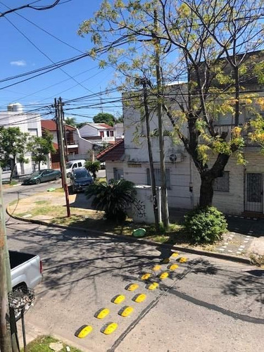 Imagen 7 de 14 de Departamento Tipo Casa En Venta En Lanus Oeste
