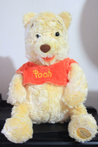 Peluche Oso Pooh  Disney Stores