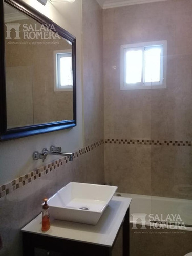 Imagen 21 de 30 de Casa 390 Metros, Hermoso Lote Y Jardin - La Lucila