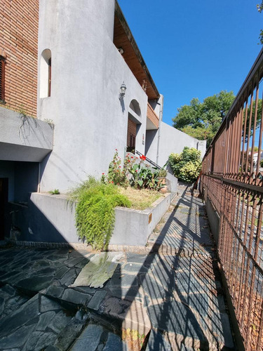 Casa Con Jardín + Parrilla + Garaje En Munro