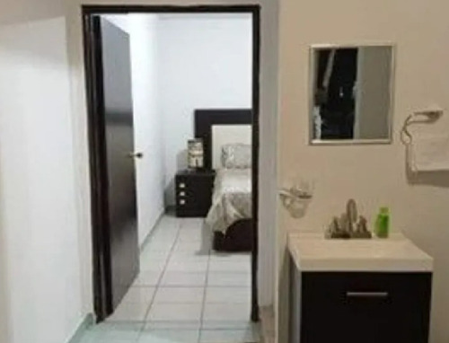 Gran Casa En Calle Via Lactea Colonia Satelite Matamoros Tamaulipas Me