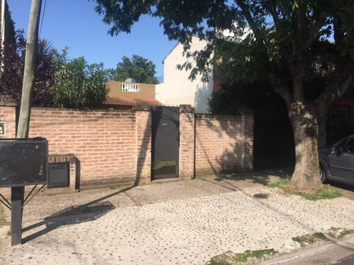 Imagen 3 de 23 de En Venta. Casa 4 Ambientes Con Parque Y Pileta. Pedro Goyena