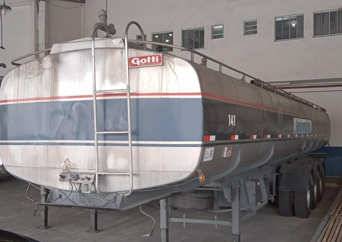 Imagem 3 de 9 de Carreta Tanque Inox 40.000 L C/ Pneus Gotti Ano 2000