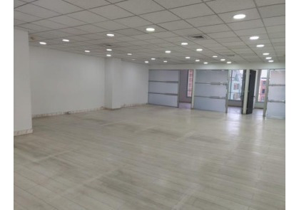 Imagen 2 de 30 de Oficina En Arriendo Edificio El Bosque Isidora