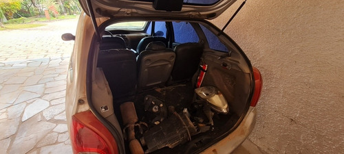 Imagem 4 de 8 de Citroën Xsara Picasso 2003 2.0 Exclusive 5p