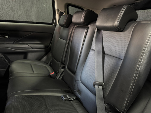 Mitsubishi Outlander Outlander 3.0 V6 GT4