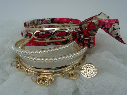 Tw Conjunto 6 Pulseiras - Pérolas - Pingente