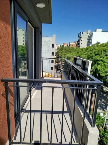 Dueño Directo - Departamento De Categoria 2 Ambientes A Estrenar Con Cochera - Castelar