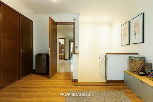 Departamento En Arriendo De 4 Dorm. En Las Condes