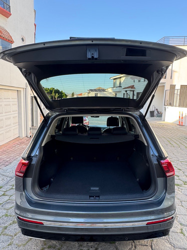 Volkswagen Tiguan 1.4 Wolfsburg Edition At